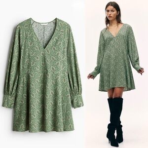 Green Patterned Flared Dress (S)